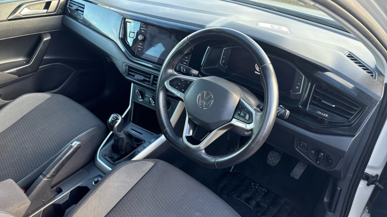 Volkswagen Polo 1.0 Life 5dr Petrol Hatchback